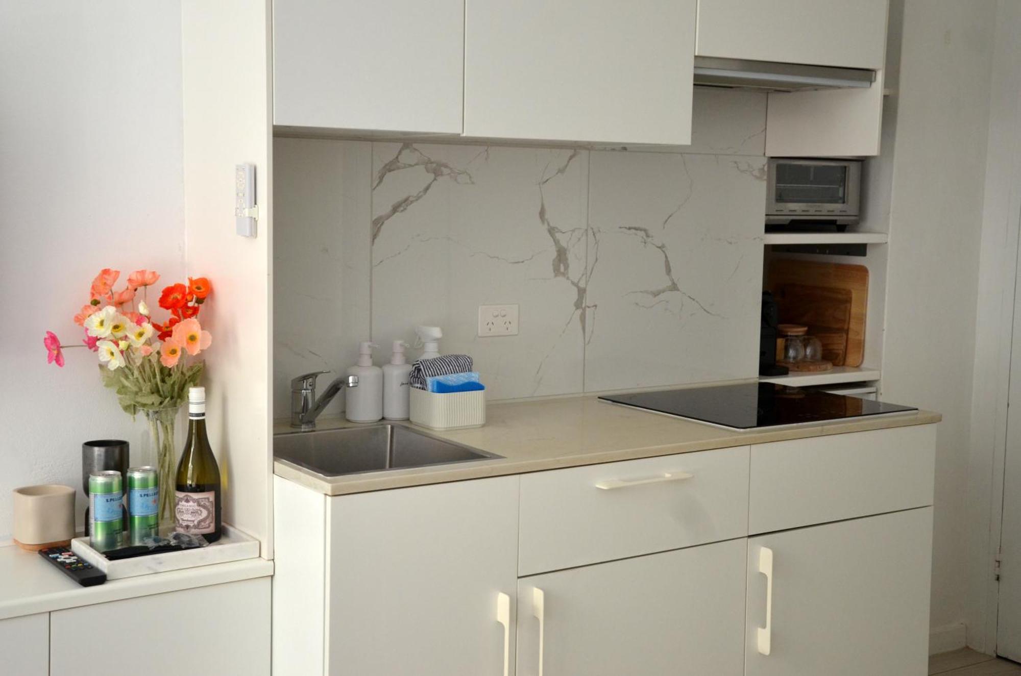 Cute In Maroubra Apartment